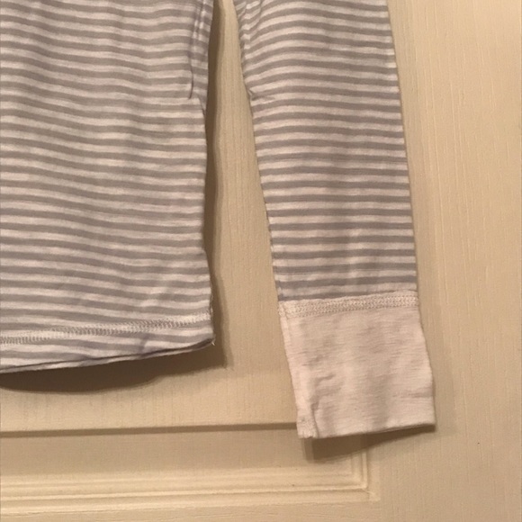 Brand new Abercrombie & Fitch long sleeve tee - Picture 4 of 6